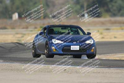 media/Sep-20-2025-Extreme Speed (Sat) [[1fcc23683c]]/Orange (Mid Intermediate)/Session 1 (Sunset)/